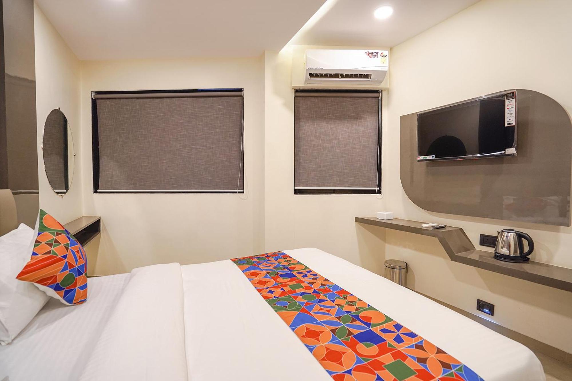 Fabhotel Well Back - Nr Bkc